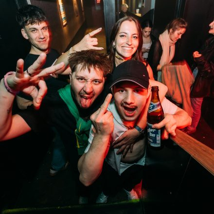 2000s & 2010s Club: Glowstick Special