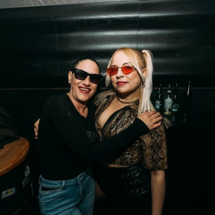 2000s & 2010s Club: Glowstick Special