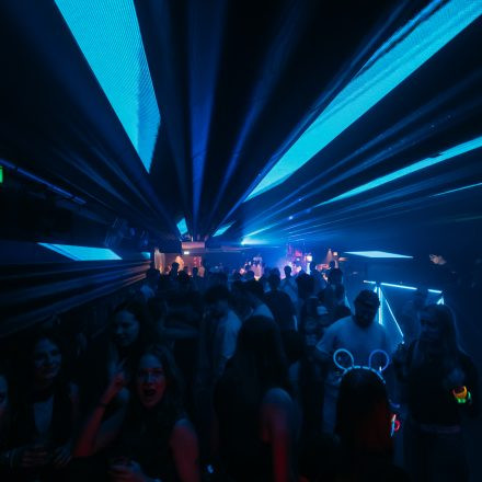 2000s & 2010s Club: Glowstick Special