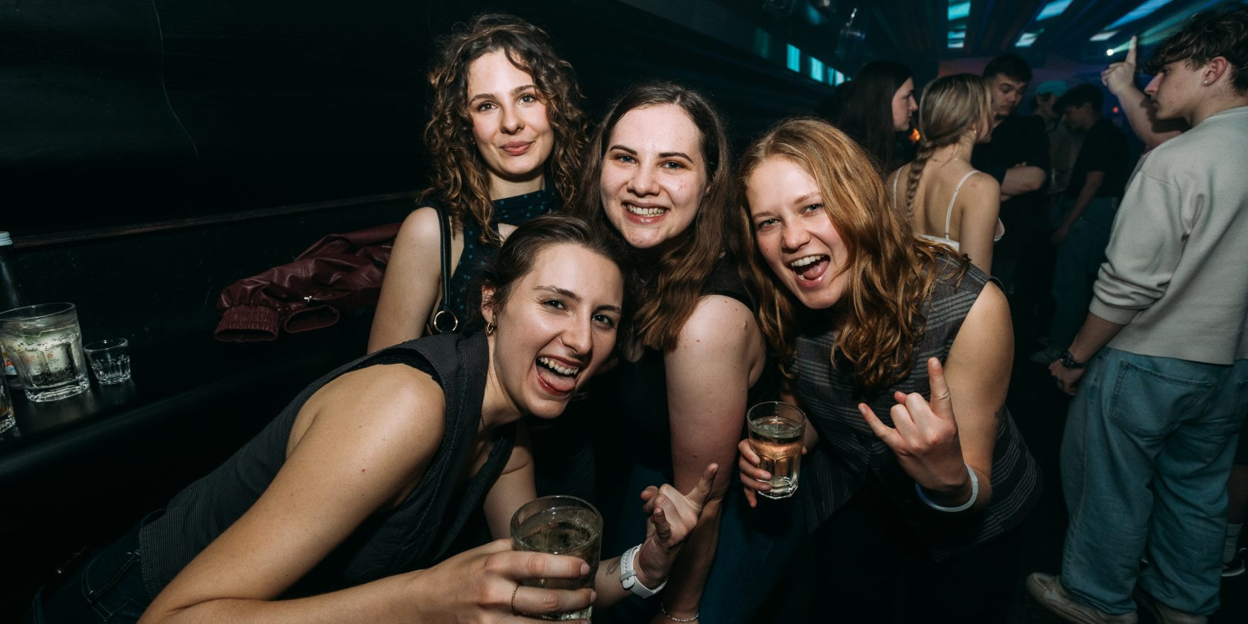 2000s & 2010s Club: Glowstick Special