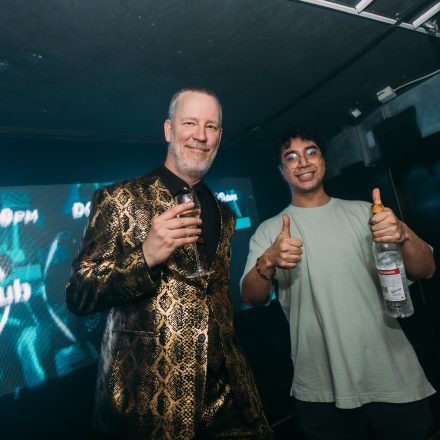 2000s & 2010s Club: Glowstick Special