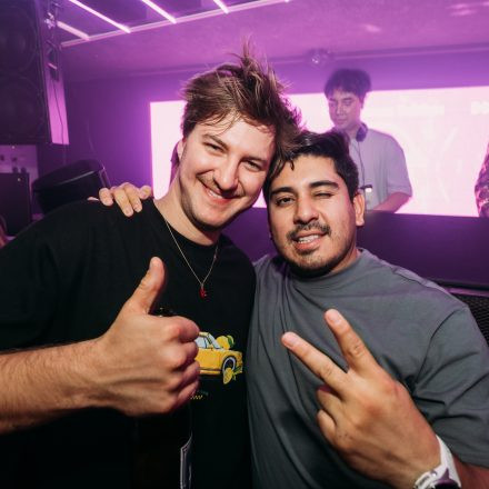 2000s & 2010s Club: Glowstick Special