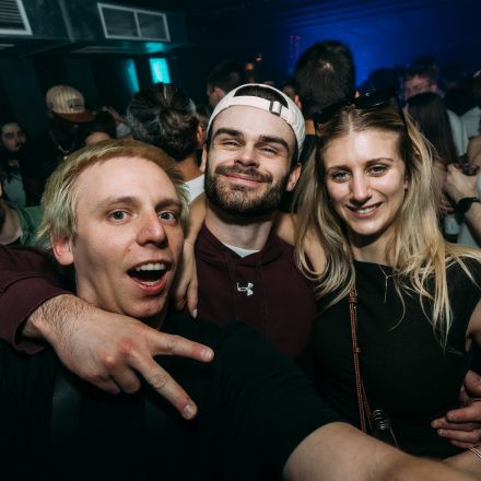 2000s & 2010s Club: Glowstick Special