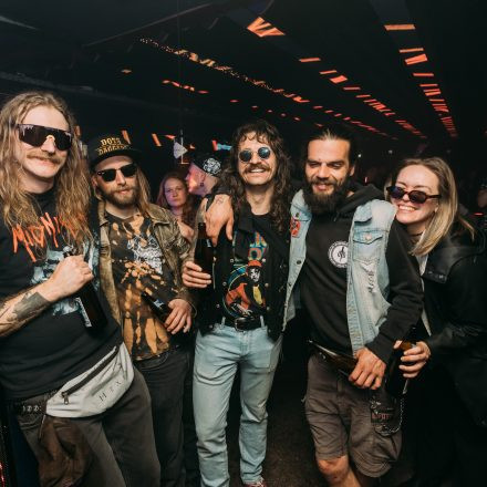 2000s & 2010s Club: Glowstick Special