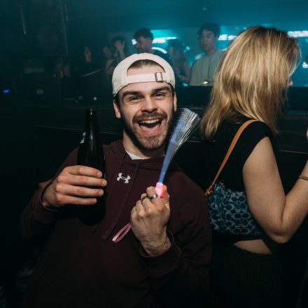 2000s & 2010s Club: Glowstick Special