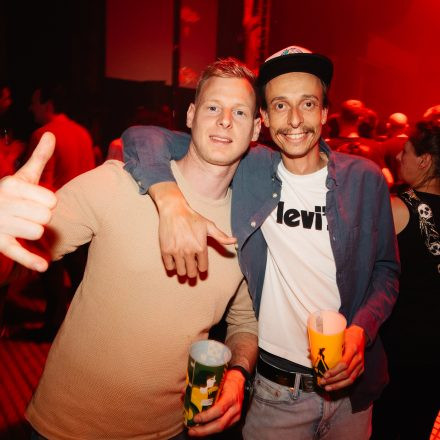 Paul Elstak feat. MC Boogshe