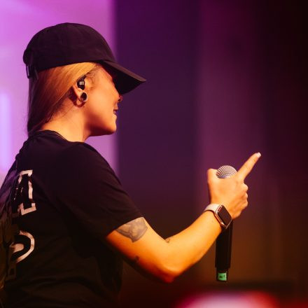 Paul Elstak feat. MC Boogshe