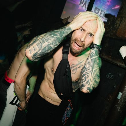 Paul Elstak feat. MC Boogshe