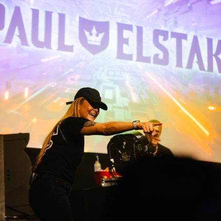 Paul Elstak feat. MC Boogshe