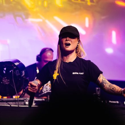 Paul Elstak feat. MC Boogshe