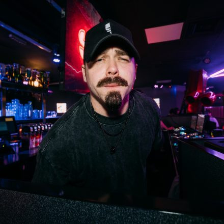 SHOCKWAVE - EDITION 003