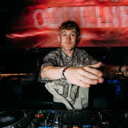 SHOCKWAVE - EDITION 003