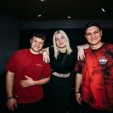 SHOCKWAVE - EDITION 003