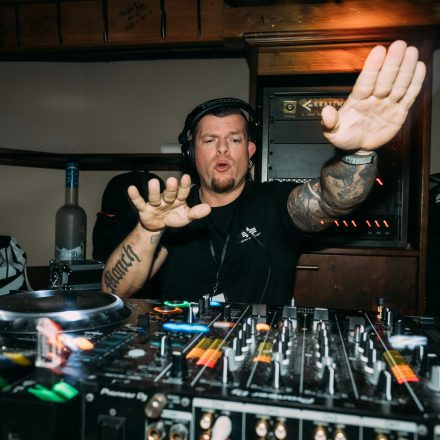 SHOCKWAVE - EDITION 003