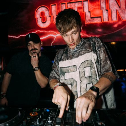 SHOCKWAVE - EDITION 003