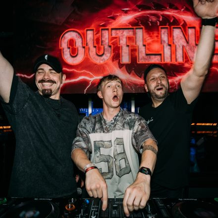 SHOCKWAVE - EDITION 003