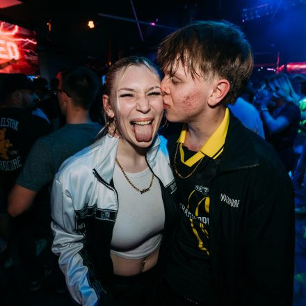 SHOCKWAVE - EDITION 003