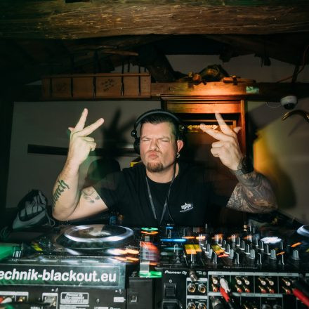 SHOCKWAVE - EDITION 003