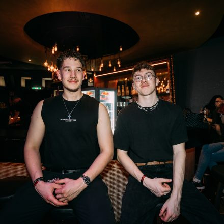 SHOCKWAVE - EDITION 003