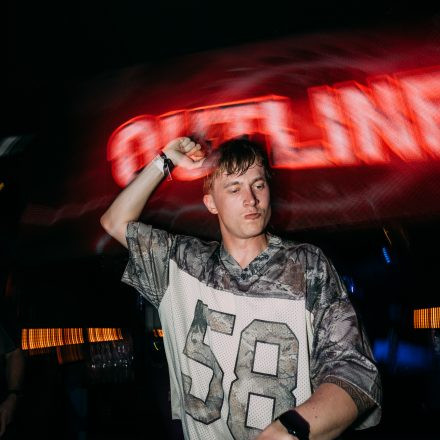 SHOCKWAVE - EDITION 003