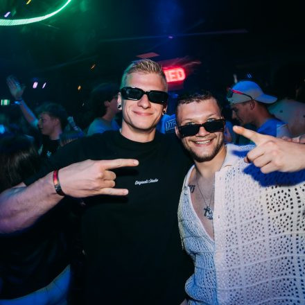 SHOCKWAVE - EDITION 003