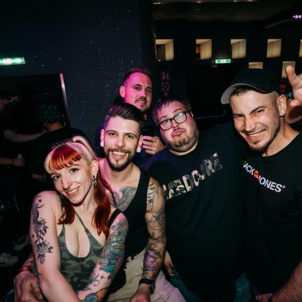 SHOCKWAVE - EDITION 003