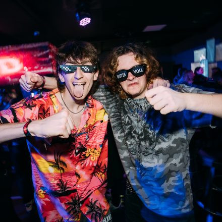 SHOCKWAVE - EDITION 003