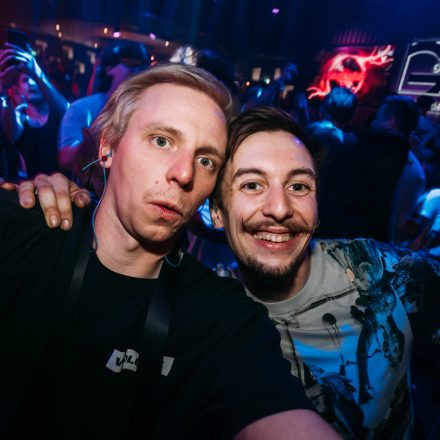 SHOCKWAVE - EDITION 003