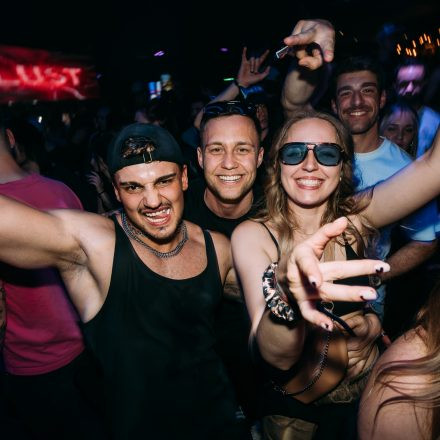 SHOCKWAVE - EDITION 003