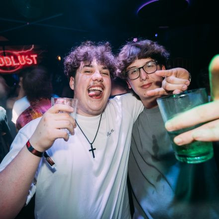 SHOCKWAVE - EDITION 003