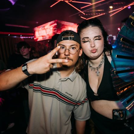 SHOCKWAVE - EDITION 003