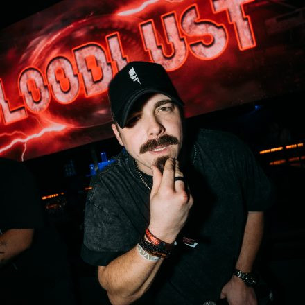 SHOCKWAVE - EDITION 003