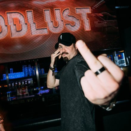 SHOCKWAVE - EDITION 003