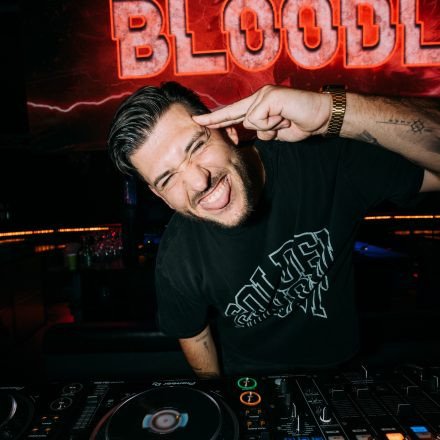 SHOCKWAVE - EDITION 003