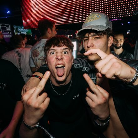 SHOCKWAVE - EDITION 003