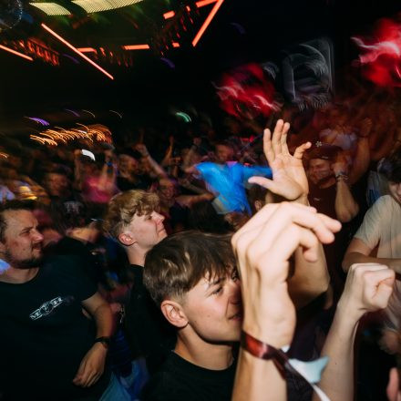 SHOCKWAVE - EDITION 003