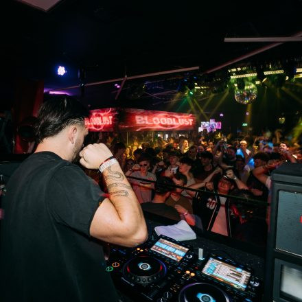 SHOCKWAVE - EDITION 003