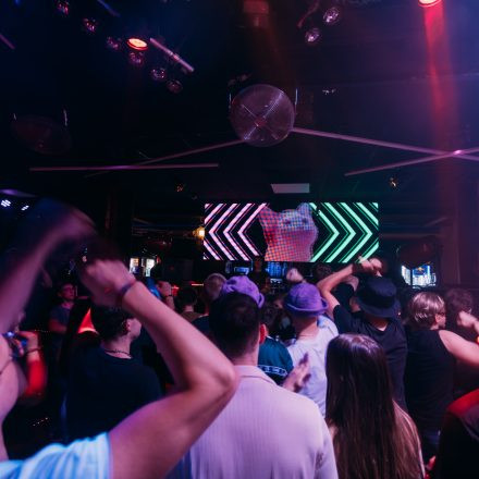 SHOCKWAVE - EDITION 003