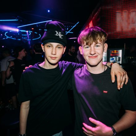 SHOCKWAVE - EDITION 003