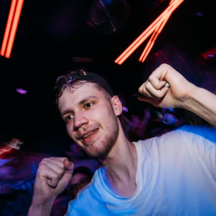 SHOCKWAVE - EDITION 003