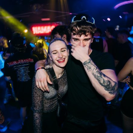 SHOCKWAVE - EDITION 003