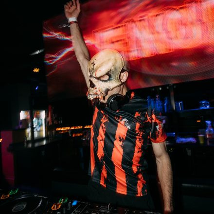 SHOCKWAVE - EDITION 003