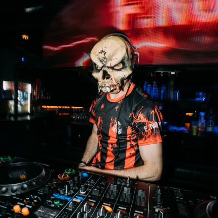 SHOCKWAVE - EDITION 003