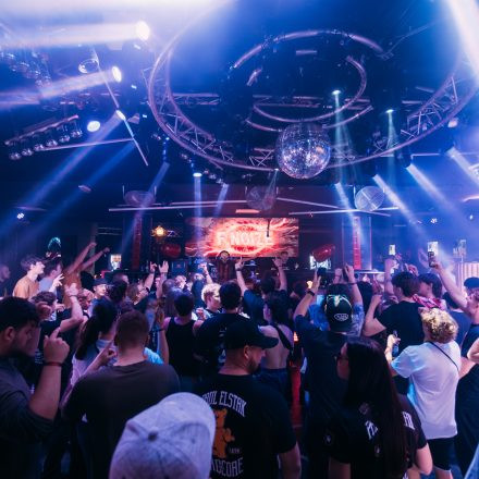 SHOCKWAVE - EDITION 003