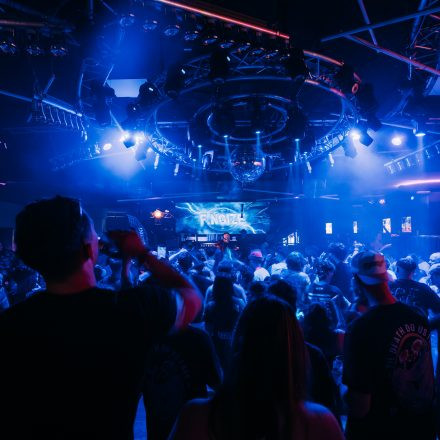 SHOCKWAVE - EDITION 003