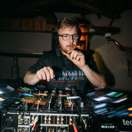 SHOCKWAVE - EDITION 003