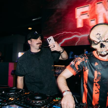 SHOCKWAVE - EDITION 003