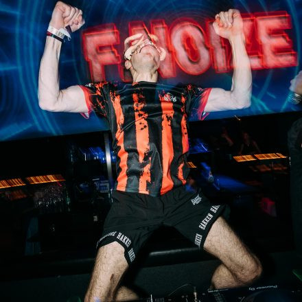 SHOCKWAVE - EDITION 003