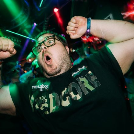 SHOCKWAVE - EDITION 003