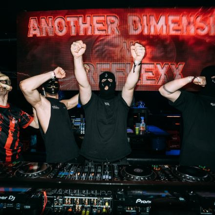 SHOCKWAVE - EDITION 003